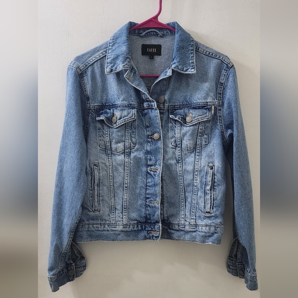 Rails Jackets & Blazers - Rails Light Blue Denim Jacket - Classic Trucker Style, Size Small.